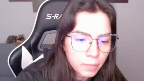 Alex online show from May 19, 1:56 am