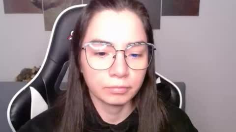 Alex online show from June 8, 1:39 am