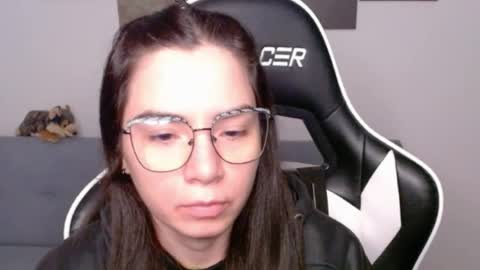 Alex online show from June 16, 1:52 am