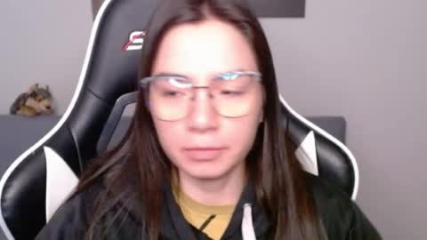 Alex online show from June 18, 2:01 am