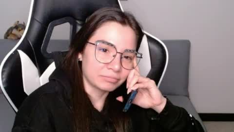 Alex online show from June 22, 3:25 am