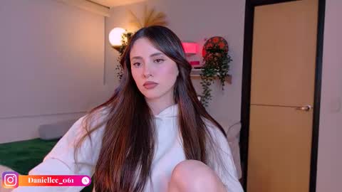   online show from February 10, 3:32 am