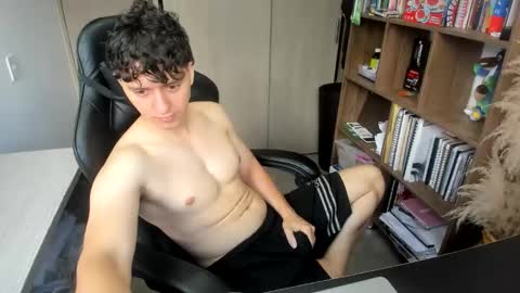 wolker_allan online show from December 15, 5:39 pm