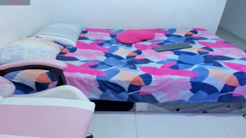 woman_rosse online show from December 16, 6:24 pm