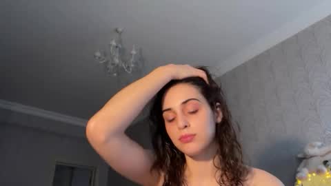 Stia online show from November 24, 7:41 am