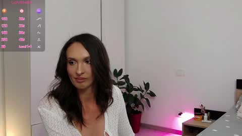 Amalia online show from September 12, 12:05 pm