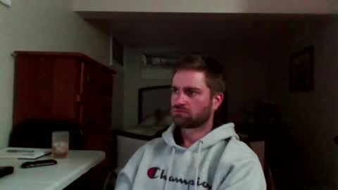 Snapshot of woodeee77 chatting on November 24, 3:28 am woodeee77 online show from November 24, 3:28 am