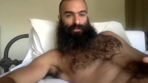 woof_wolf37 online show from March 26, 4:01 pm