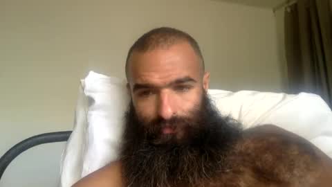 woof_wolf37 online show from May 5, 4:15 pm