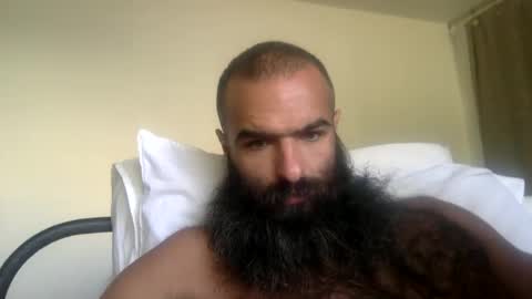 woof_wolf37 online show from May 6, 3:28 pm
