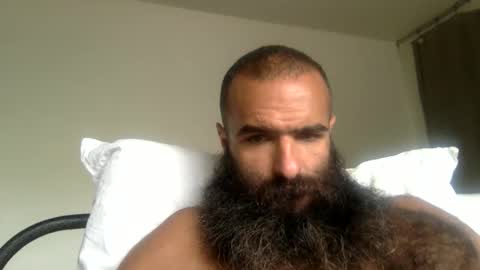 woof_wolf37 online show from May 8, 4:01 pm