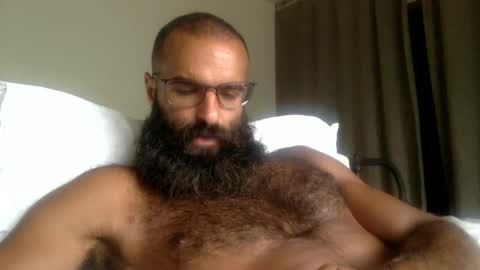 woof_wolf37 online show from June 2, 3:47 pm
