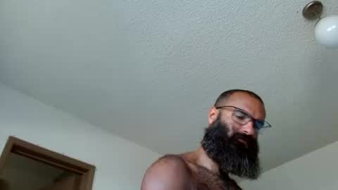 woof_wolf37 online show from June 12, 3:33 pm