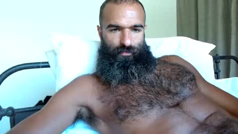 woof_wolf37 online show from June 13, 4:05 pm