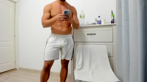 Wolfie online show from December 9, 8:23 pm
