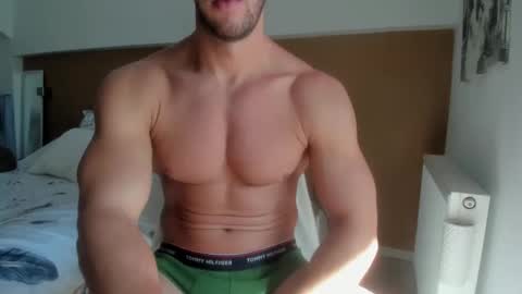 Snapshot of woolfiie chatting on October 20, 8:15 am Wolfie online show from October 20, 8:15 am