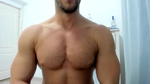 Snapshot of woolfiie chatting on November 6, 8:21 pm Wolfie online show from November 6, 8:21 pm