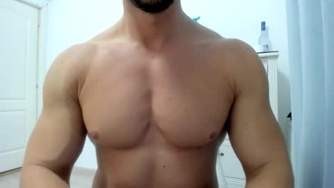 Snapshot of woolfiie chatting on November 11, 9:26 pm Wolfie online show from November 11, 9:26 pm