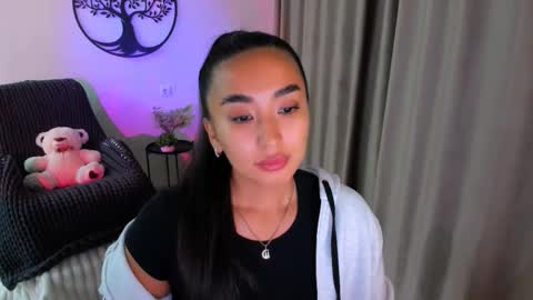 Snapshot of worldofkim chatting on October 15, 7:47 pm dudetta Kim online show from October 15, 7:47 pm