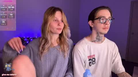 Snapshot of worldofllove chatting on January 24, 6:46 pm Arnika and Simon online show from January 24, 6:46 pm