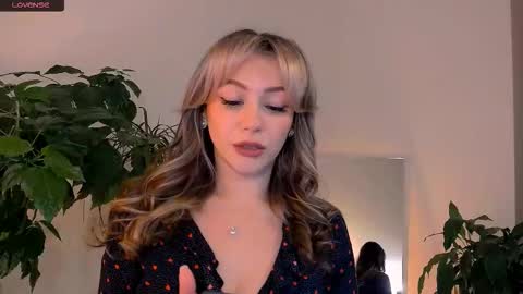 worldsbaby online show from September 30, 3:17 pm