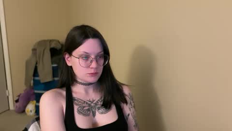 Lucina online show from February 5, 11:17 pm