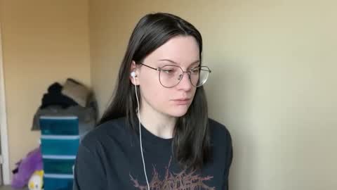 Lucina online show from February 17, 5:53 pm