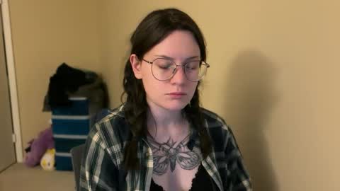 Lucina online show from February 21, 12:16 am