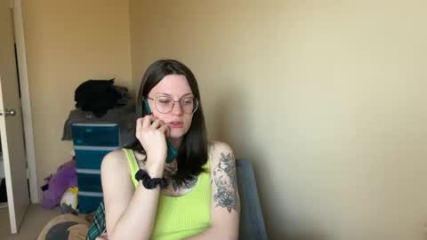 Lucina online show from February 26, 6:43 pm