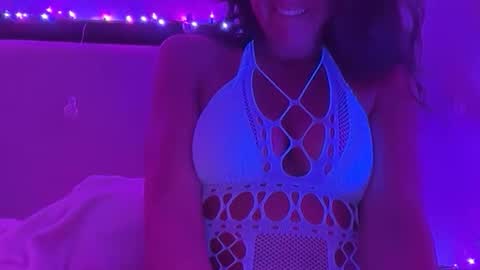 Snapshot of worthdaddy2cum chatting on April 16, 11:00 am cum4me online show from April 16, 11:00 am