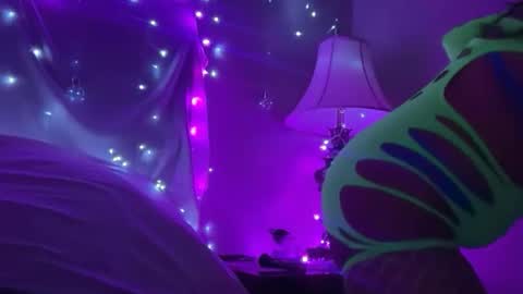 Snapshot of worthdaddy2cum chatting on May 15, 1:29 pm cum4me online show from May 15, 1:29 pm