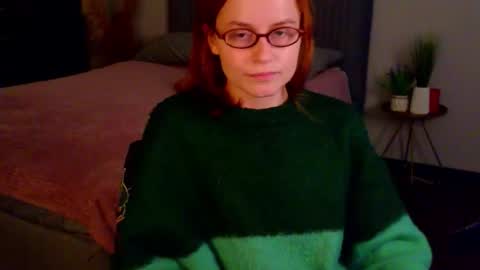 Rebecy online show from September 24, 1:47 pm