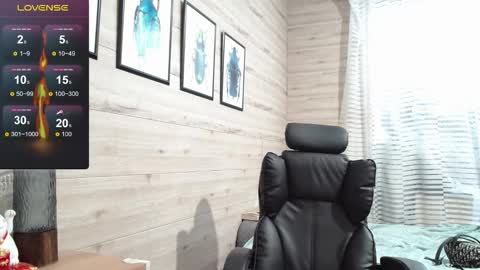 Snapshot of wow_porno_ chatting on September 26, 7:01 am Anna online show from September 26, 7:01 am