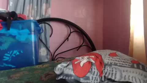 wowpussy4u online show from May 18, 1:35 am