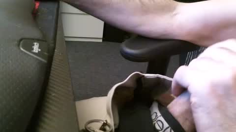 Snapshot of wrangleat0r chatting on September 18, 3:08 am wrangleat0r online show from September 18, 3:08 am