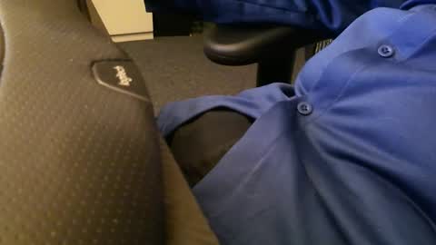 Snapshot of wrangleat0r chatting on November 13, 1:15 am wrangleat0r online show from November 13, 1:15 am