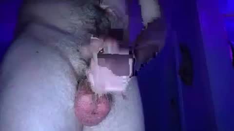 wrecklesspleasure93 online show from January 18, 3:42 am