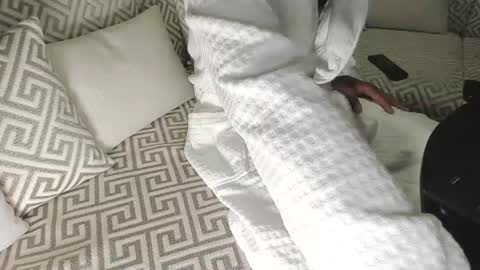 Body online show from June 16, 10:56 pm