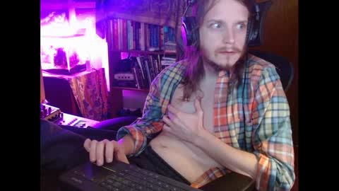 wsmith_420 online show from January 28, 7:32 pm