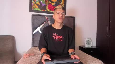 wyatt online show from October 13, 12:16 pm