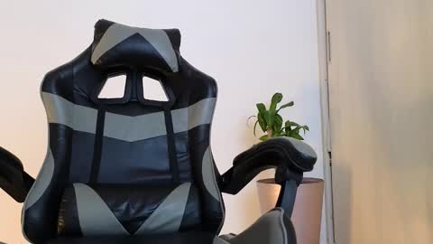 wyatt online show from September 23, 8:56 pm