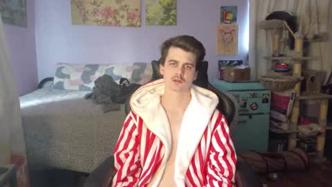 Wyatt online show from October 20, 6:19 pm