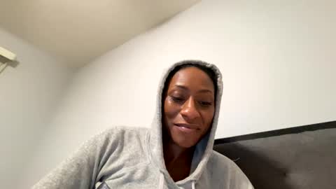 Snapshot of wynterheat chatting on February 5, 11:44 am Wynter Heat online show from February 5, 11:44 am
