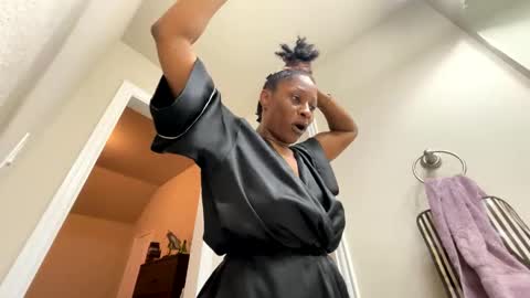 Wynter Heat online show from October 16, 7:20 am