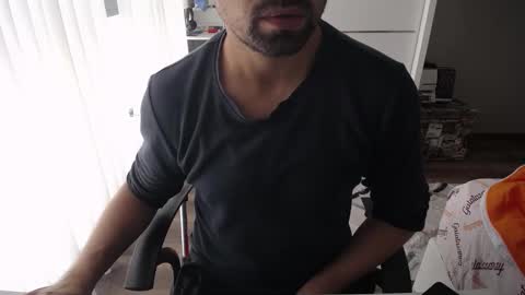 Snapshot of x_____0_____x chatting on October 4, 11:41 am Mr. Lonely online show from October 4, 11:41 am