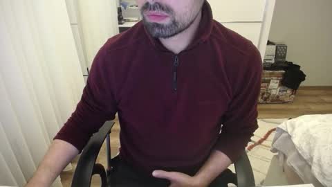 Snapshot of x_____0_____x chatting on October 19, 9:26 pm Mr. Lonely online show from October 19, 9:26 pm