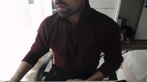 Snapshot of x_____0_____x chatting on October 20, 10:49 am Mr. Lonely online show from October 20, 10:49 am