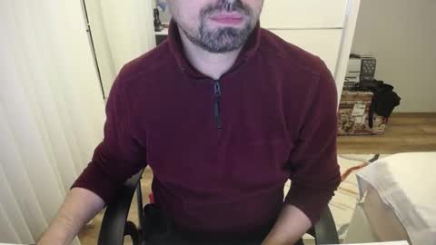 Snapshot of x_____0_____x chatting on October 20, 10:54 pm Mr. Lonely online show from October 20, 10:54 pm