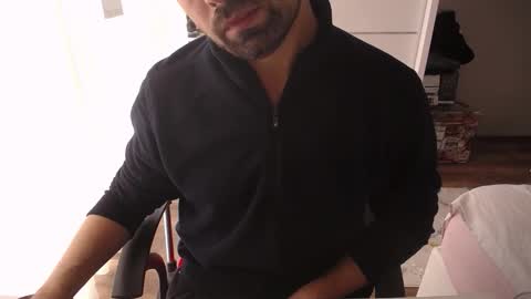 Snapshot of x_____0_____x chatting on October 29, 10:50 am Mr. Lonely online show from October 29, 10:50 am