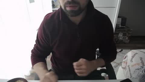 Snapshot of x_____0_____x chatting on November 7, 10:26 am Mr. Lonely online show from November 7, 10:26 am